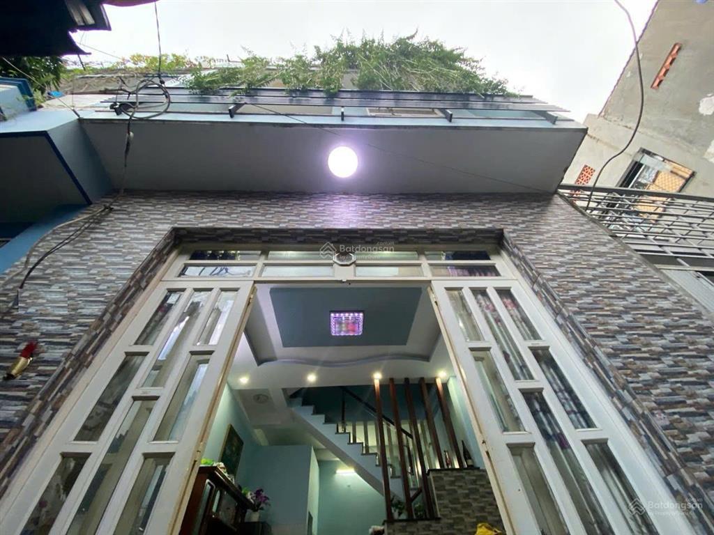 Nhà đường trường chinh, gần lạc quang, 4x8m, 2 tầng sân thượng