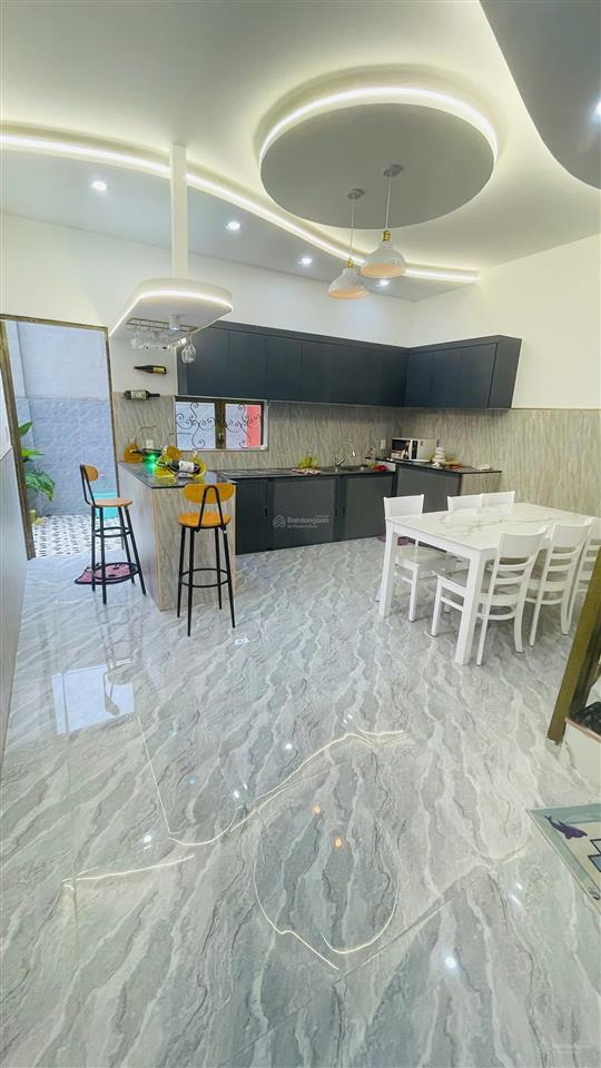 Biệt thự sân vườn, đường nguyễn thị ái, 8x20m, 2 tầng