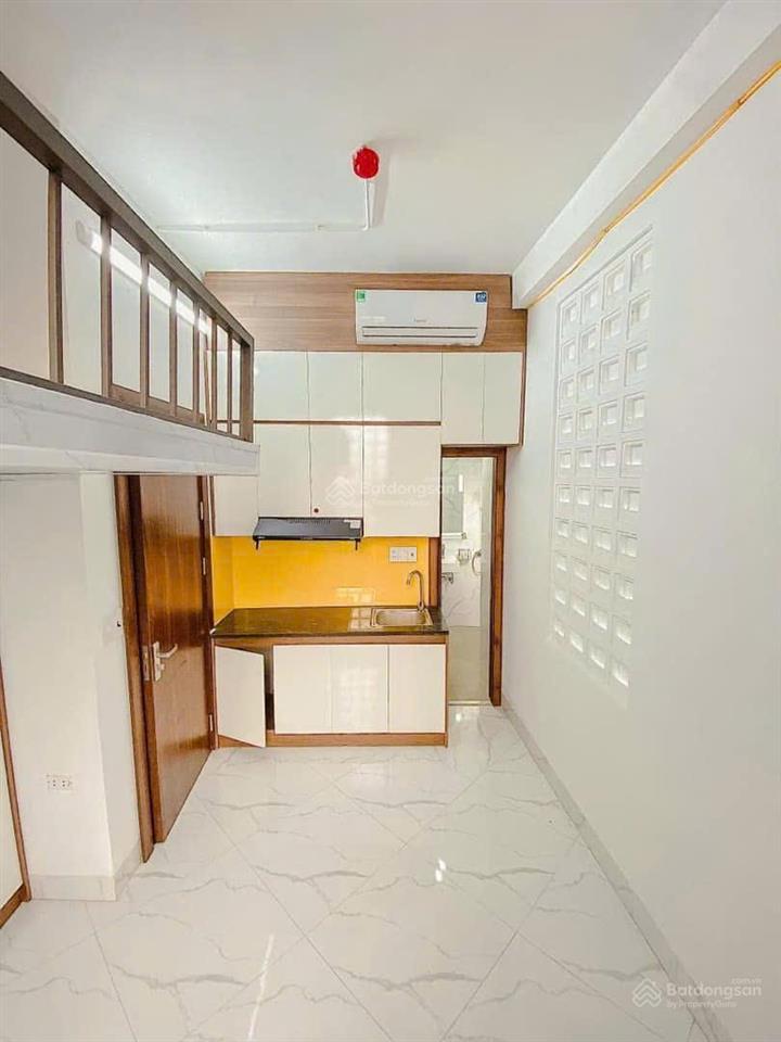 Chdv xuân thủy 50m2*7t*15ph kk. doanh thu 70tr/th. đầy đủ gpxd & pccc. sổ đỏ cc có hỗ trợ bank