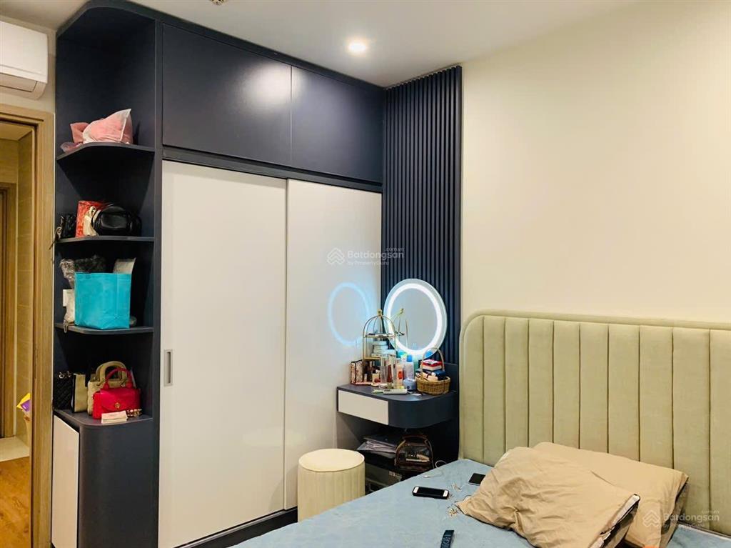 Chính chủ bán nhanh căn 2 ngủ 1vs full đồ tầng trung, view thoáng s112