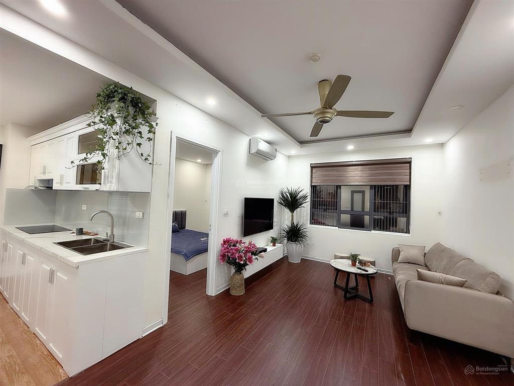 Bán gấp căn hộ 2pn, diện tích 70m2, full nội thất đẹp, giá 5,95 tỷ, cc thái hà 43 phạm văn đồng