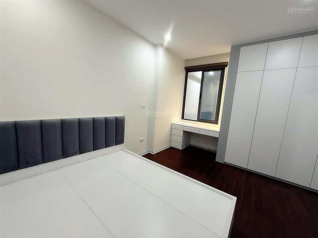 Bán gấp căn hộ 2pn, diện tích 70m2, full nội thất đẹp, giá 5,95 tỷ, cc thái hà 43 phạm văn đồng