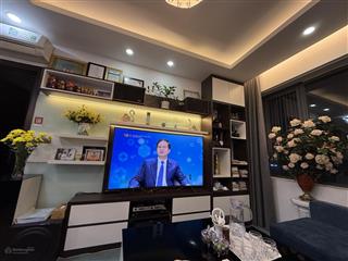 Bán căn hộ 2pn, nội thất đẹp, 68m2, giá 5,8 tỷ cc green stars 234 phạm văn đồng