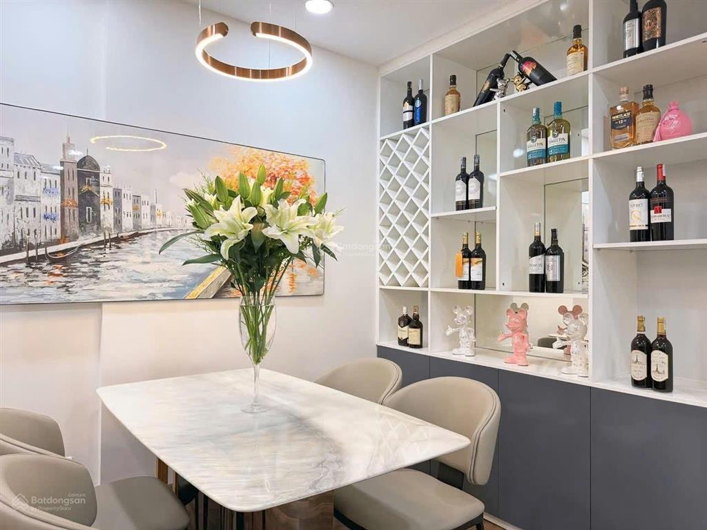 Cho thuê căn 2pn đầy đủ đồ vào ở ngay 12 triệu/tháng chung cư green star 234 phạm văn đồng