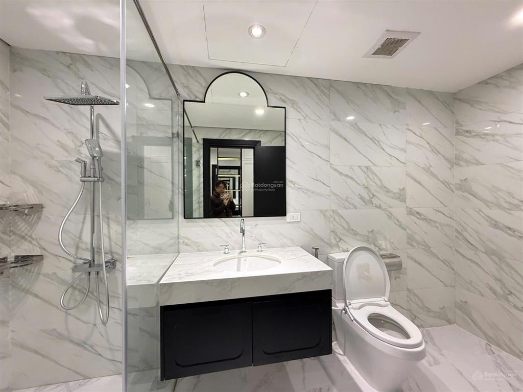 Bán căn hộ 4pn diện tích 160m2 full nội thất xịn sẵn về ở giá 12,5tỷ cc goldmark city hồ tùng mậu