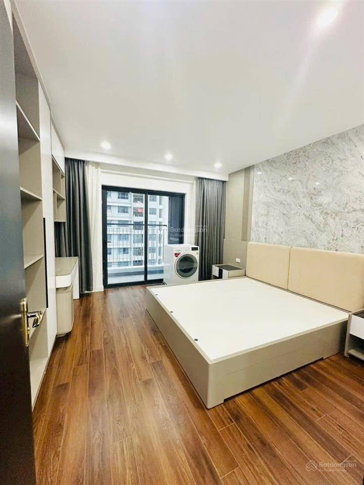 Bán căn hộ 4pn diện tích 160m2 full nội thất xịn sẵn về ở giá 12,5tỷ cc goldmark city hồ tùng mậu