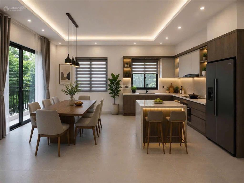 Bán nhà xuân đỉnh 40m2, 6 tầng, thang máy, ô tô đỗ cổng, full nội thất, kinh doanh đỉnh, giá 12 tỷ