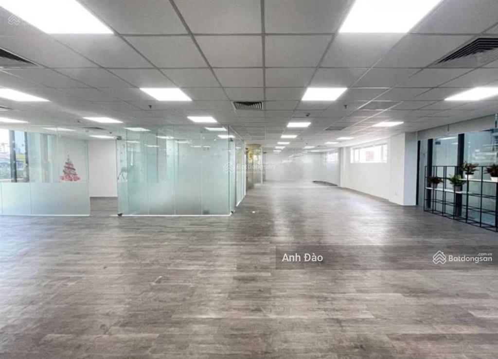 Chính chủ cần cho thuê nhà góc 2 mt đường ba tháng hai, phường 12, quận 10