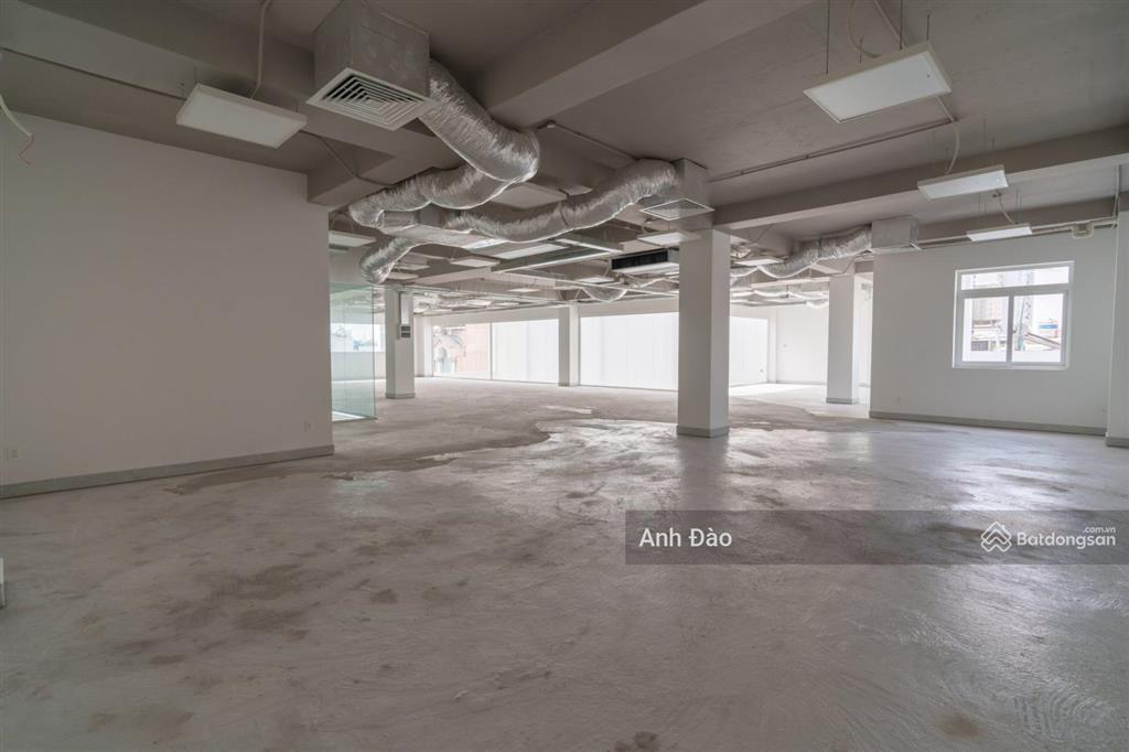 Cho thuê siêu phẩm building mới xây mặt tiền tô hiến thành  thành thái  quận 10