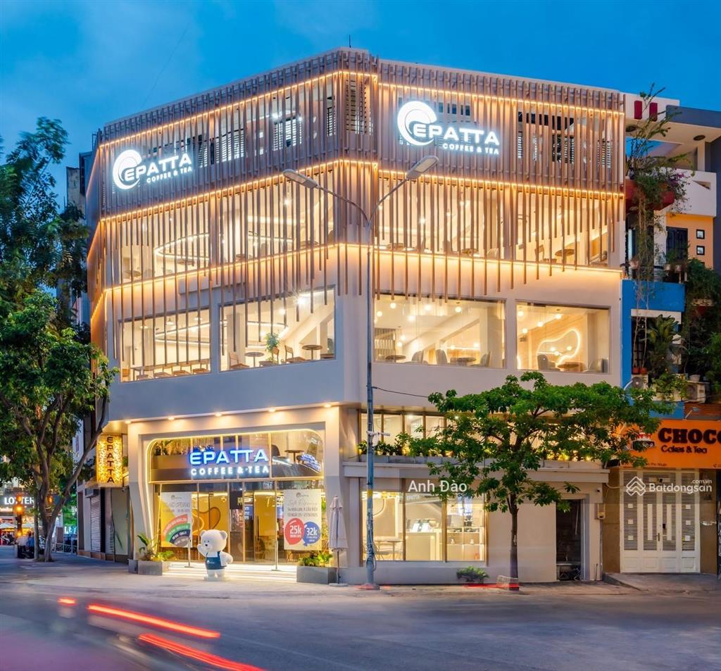 Vị trí đắc địa! căn góc 2 mặt tiền ngay phố ẩm thực phan xích long  phú nhuận