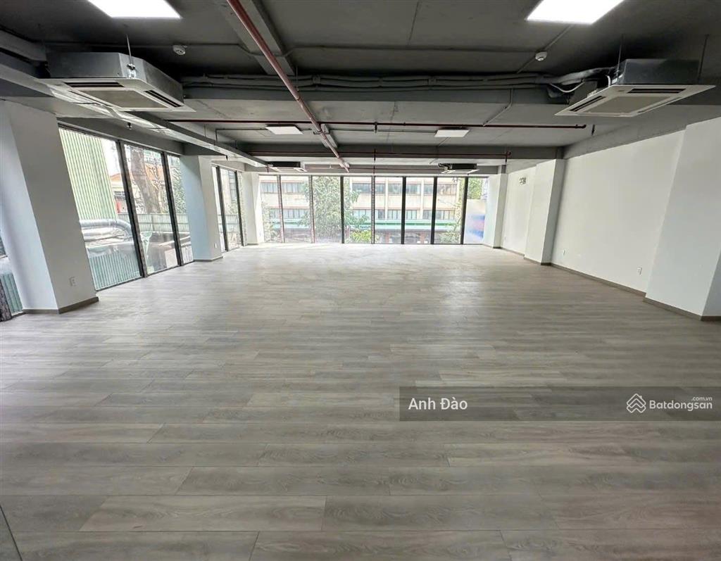 Cho thuê tòa nhà mặt tiền trần bình trọng ngay trần hưng đạo quận 5