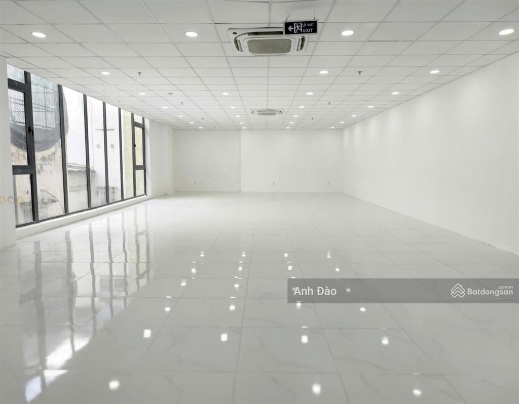 Cho thuê tòa nhà mới xây mặt tiền kỳ đồng p. 9, quận 3 ngay vòng xoay dân chủ
