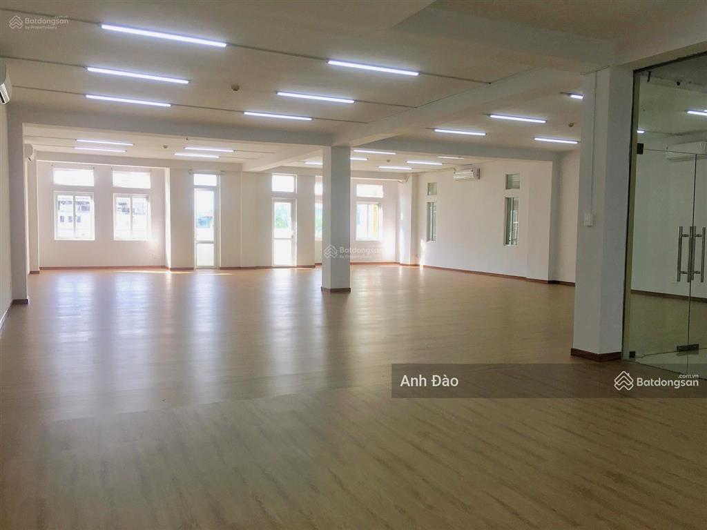 Cho thuê nhà góc 2 mặt tiền hoa lan hoa sứ, phú nhuận ngay phan xích long