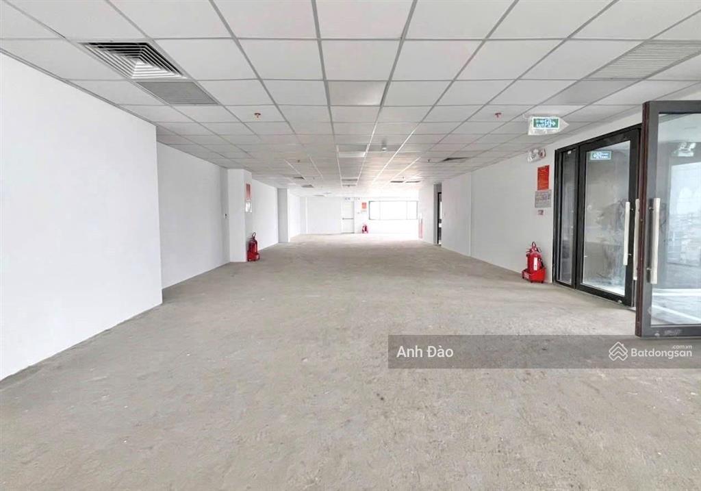 Tòa nhà mặt tiền nguyễn đình chiểu, quận 3  vị trí đắc địa, 2 thang máy, pccc đạt chuẩn