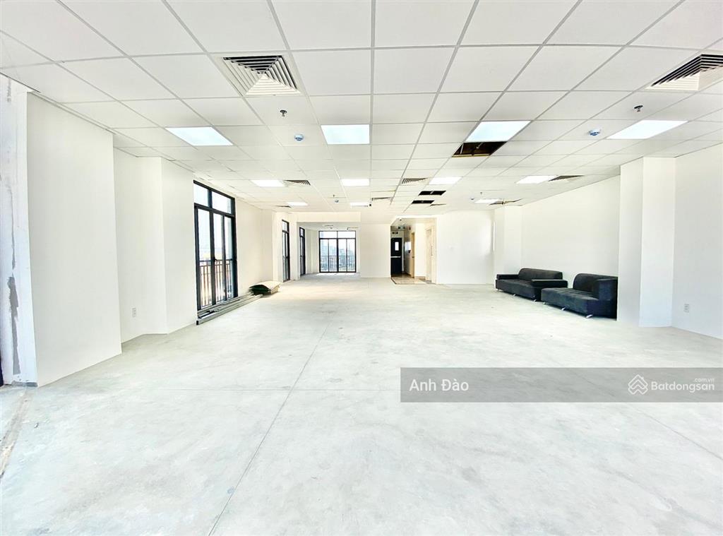 Tòa nhà văn phòng mặt tiền lương định của, quận 2, ngay vòng xoay trần não  8x20m hầm 3 lầu tm