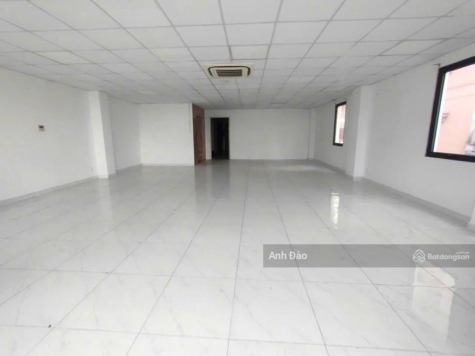 Cho thuê nguyên căn mặt tiền lam sơn, phú nhuận ngay phan đăng lưu