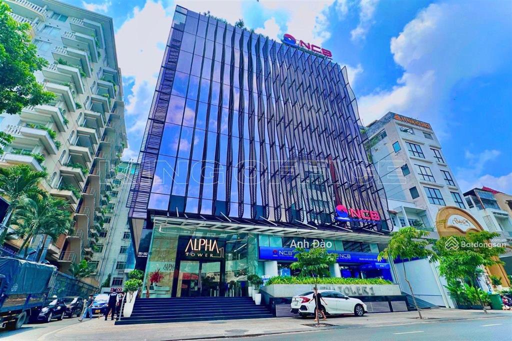 Tòa nhà quy mô lớn mặt tiền nguyễn văn trỗi ngay ngã tư phú nhuận