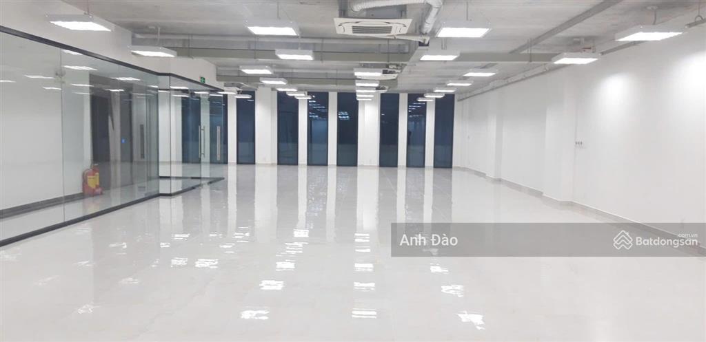 Cho thuê nhà mặt tiền tô hiến thành ngay thành thái quận 10