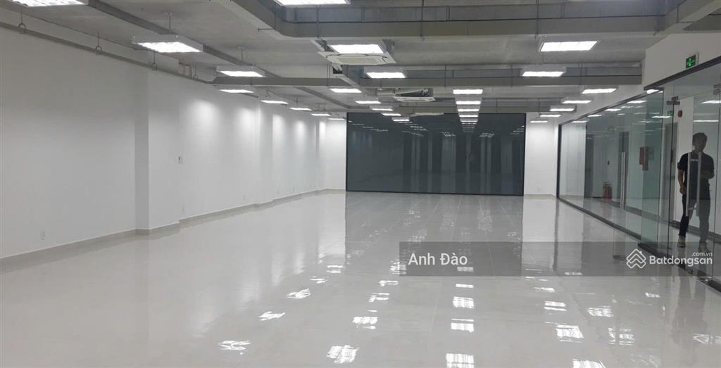 Cho thuê nhà mặt tiền tô hiến thành ngay thành thái quận 10
