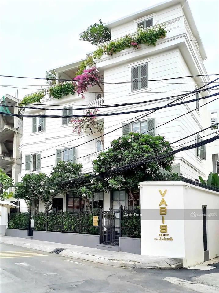 Biệt thự siêu vip khu thảo điền  góc 2 mặt tiền quốc hương ngay xuân thủy quận 2