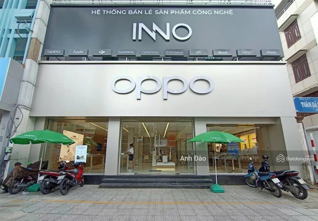Vị trí đắc địa mặt tiền nguyễn thị minh khai, q3 ngang 10m trệt 1 lầu  giá chỉ 90tr/tháng