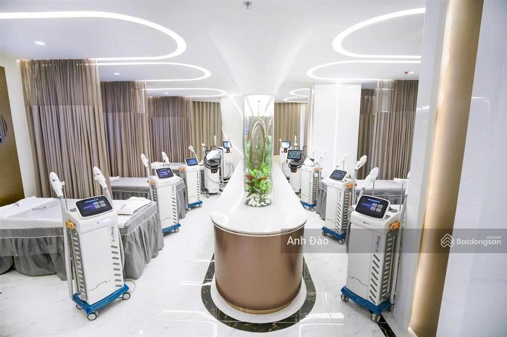 Vị trí đắc địa khu đa kao  tòa nhà mặt tiền điện biên phủ q1 ngay vòng xoay