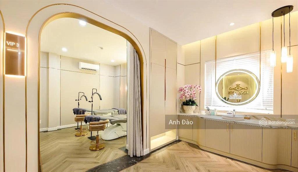 Cho thuê tòa nhà mặt tiền thành thái quận 10 ngay trục ba tháng hai