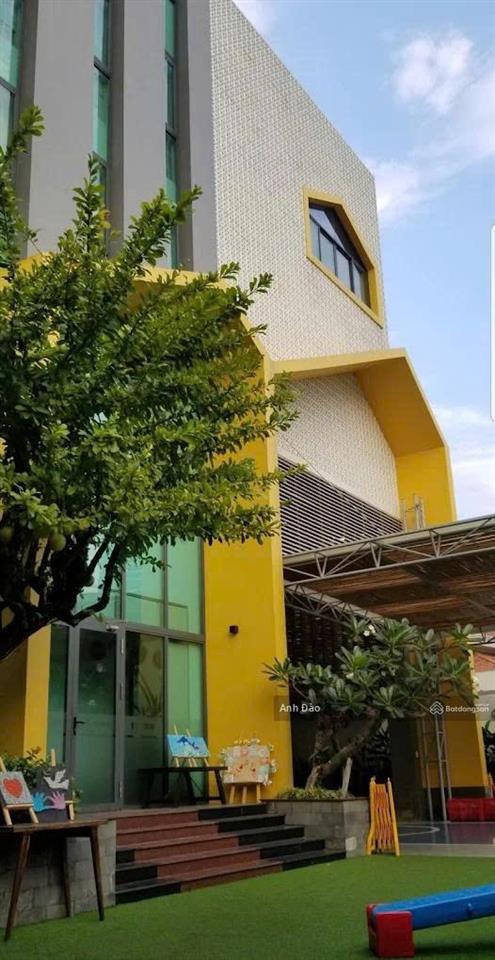 Cho thuê biệt thự mặt tiền thảo điền ngay tuyến xuân thủy, quận 2