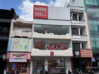 Mặt tiền nguyễn gia trí (d2 cũ) vị trí vàng kinh doanh 8x25m chỉ 100tr/tháng