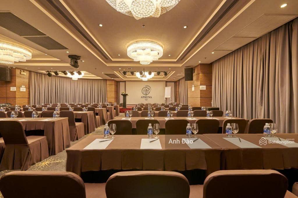 Cho thuê tòa nhà mặt tiền trần hưng đạo ngay nguyễn trãi, quận 5