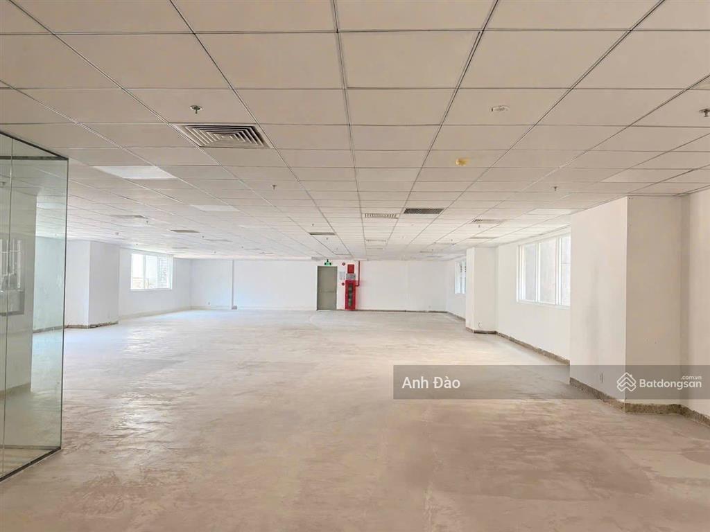 Cho thuê tòa nhà mặt tiền thạch thị thanh, p. tân định, quận 1 ngay hai bà trưng