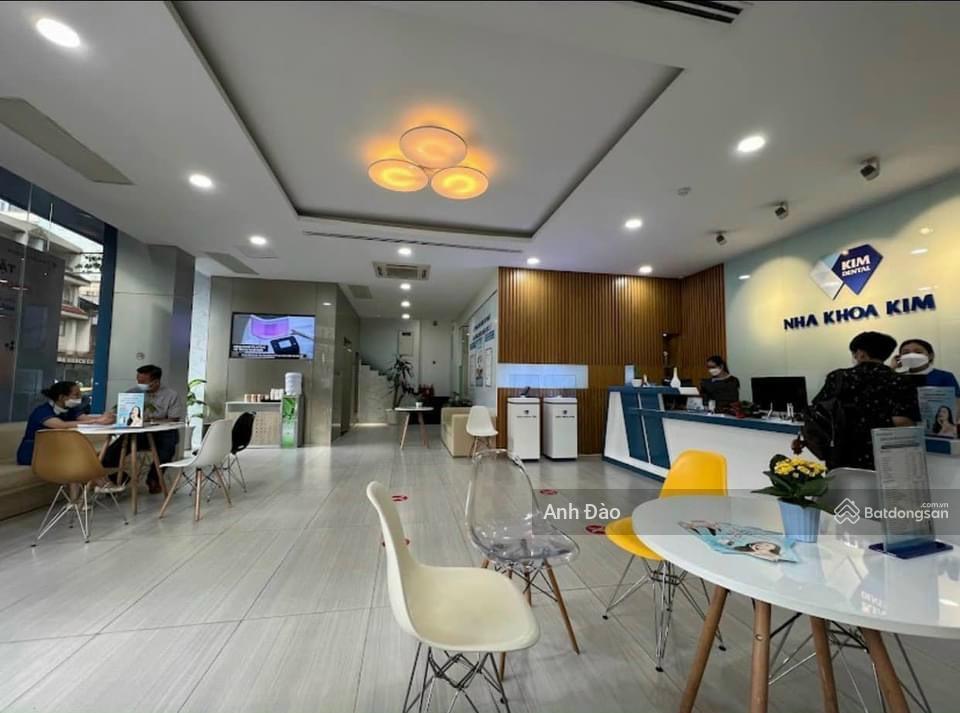 Siêu phẩm trung tâm quận 1  mặt tiền lý tự trọng ngay đồng khởi