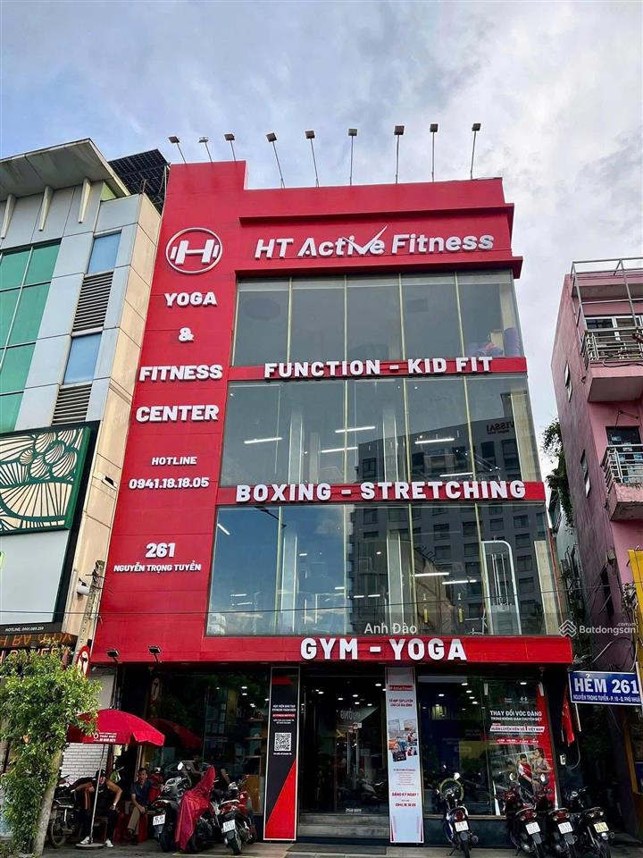 Vị trí đắc địa! mặt tiền bạch đằng, bình thạnh ngay ngã tư hàng xanh