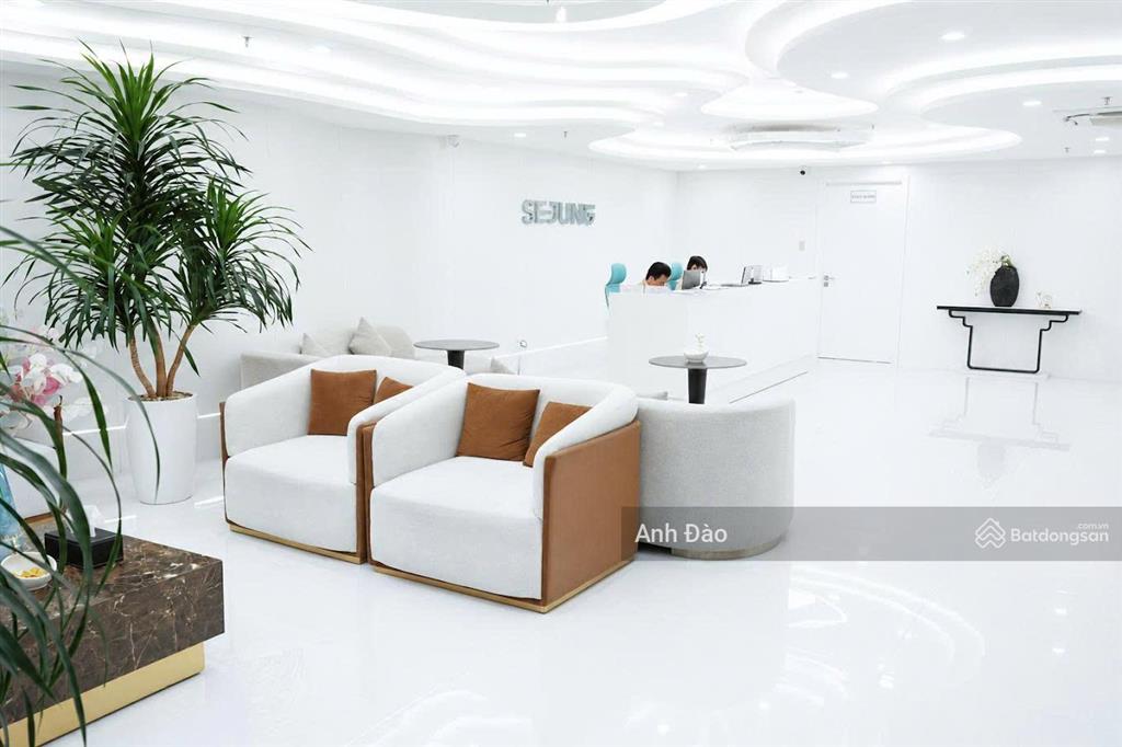 Nguyên căn mặt tiền nguyễn sơn, tân phú, ngay lũy bán bích  khu kinh doanh sầm uất