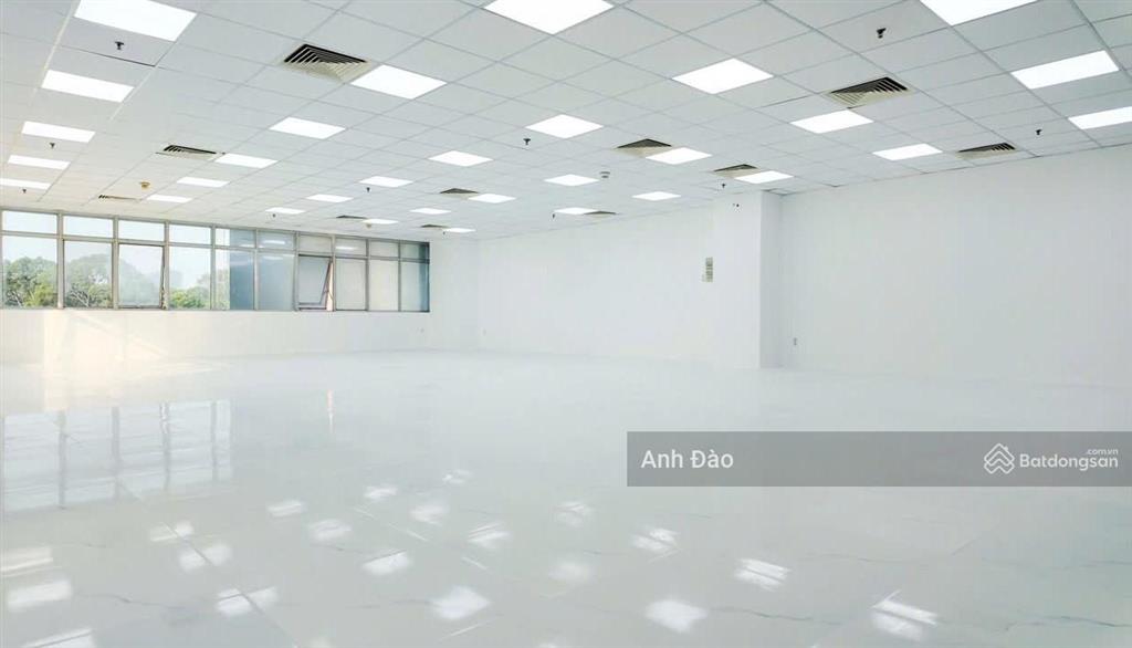 Tòa nhà mới xây ung văn khiêm bình thạnh ngay tuyến điện biên phủ