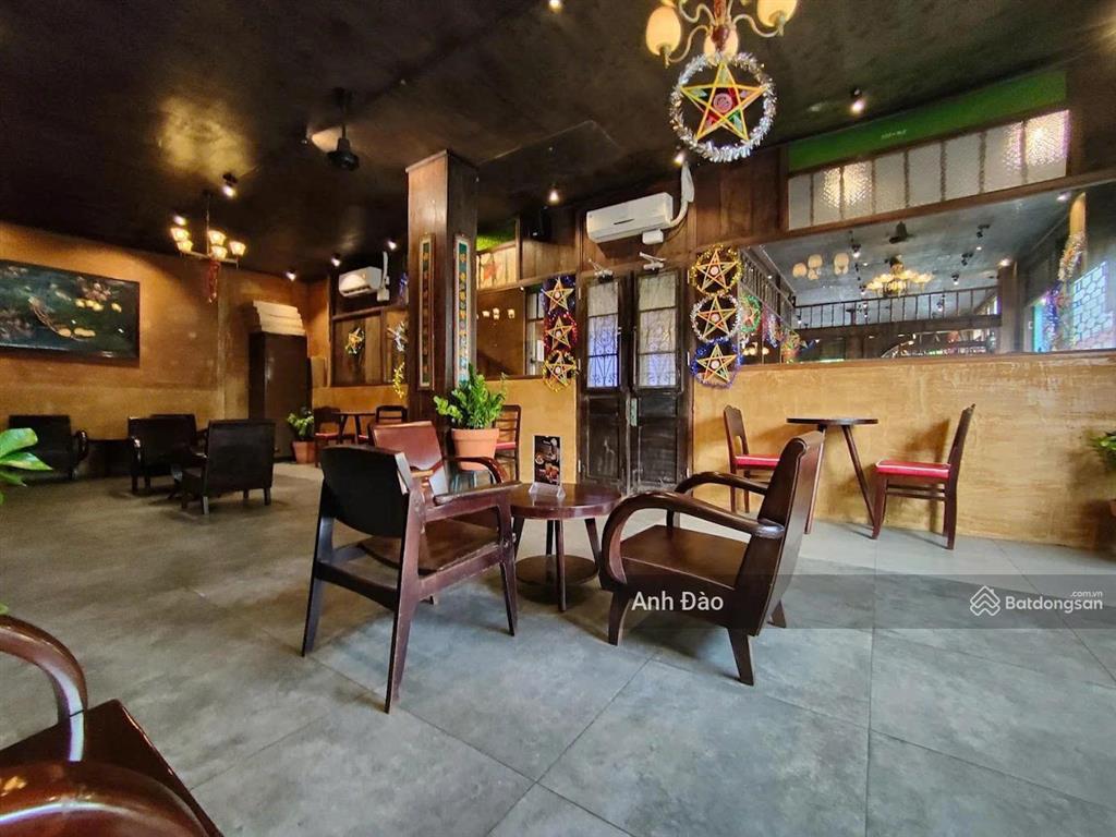 Villa siêu vip  góc 2 mặt tiền sư vạn hạnh quận 10 ngay thành thái