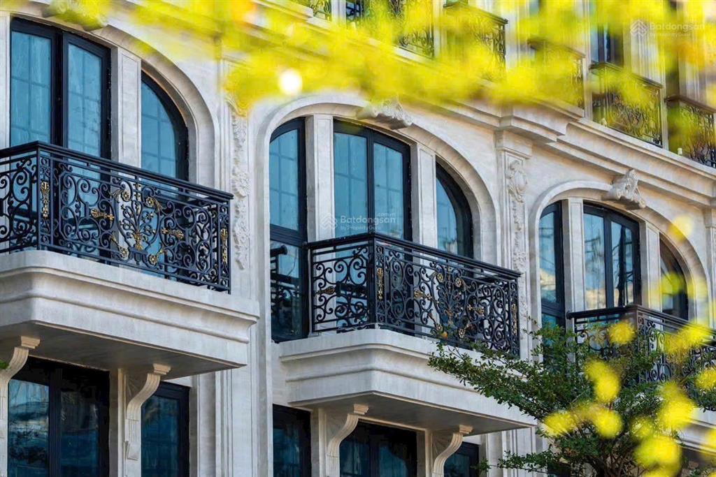 Căn liền kề thuộc dự án central lakeside trung văn tố hữu