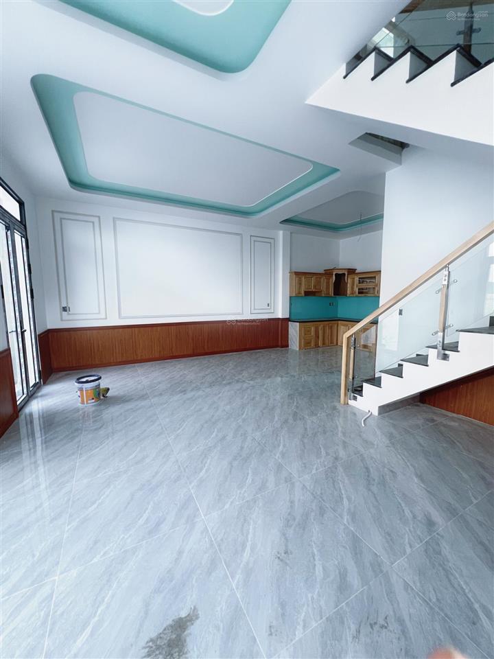 Bán nhà sổ riêng 88,1m2 sân đậu 2xe bán tải phường hoá an