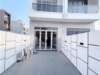 Bán nhà diện lớn  đường to  sổ riêng hoàn công phường hoá an