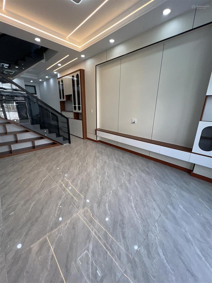 Bán nhà sổ riêng phường tân phong đường hồ hoà