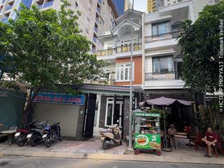Bán nhà sổ riêng 4 lầu gần cầu vượt linh xuân phường đông hoà  tp.hcm