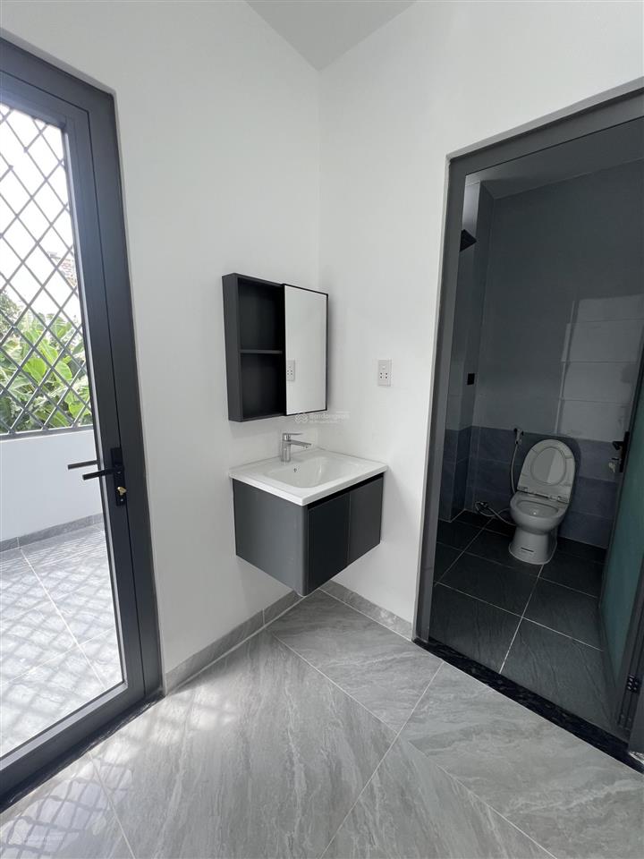 Bán nhà sổ riêng hoàn công kdc bửu long