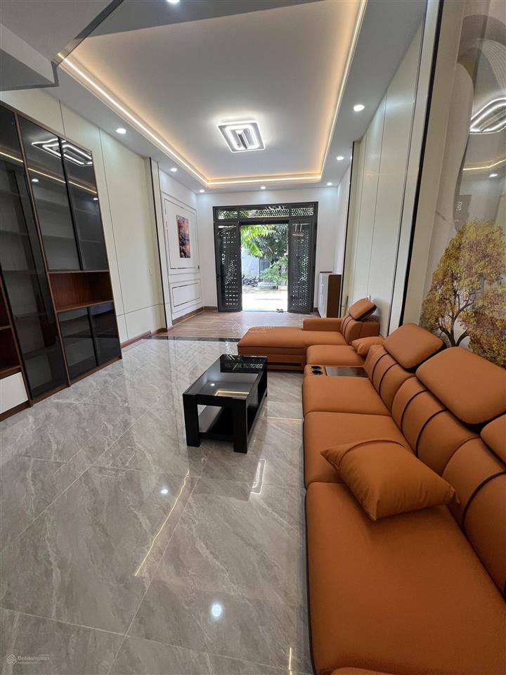 Bán nhà sổ riêng hoàn công kdc bửu long