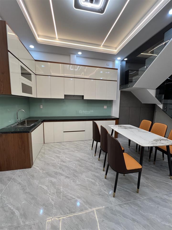 Bán nhà 2 lầu sổ riêng hoàn công đường lớn phường biên hoà (hoá an)