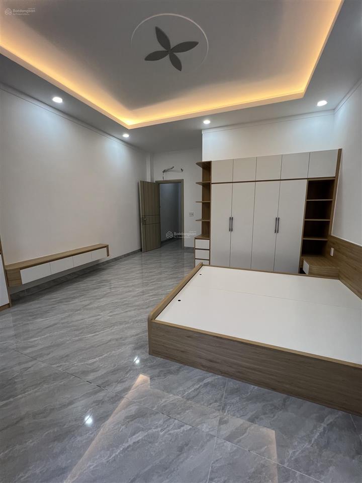 Bán nhà 2 lầu sổ riêng hoàn công đường lớn phường biên hoà (hoá an)
