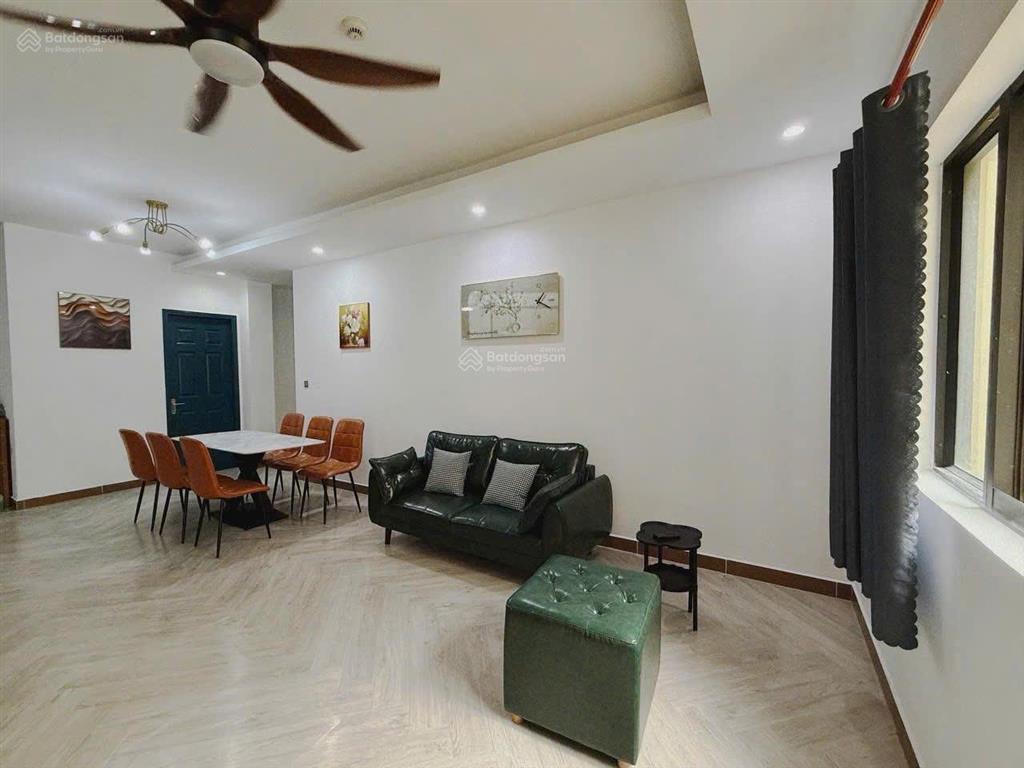 Bán 145m2 3pn 3wc nhà trống 4,150 tỷ cực rẻ tại era town đang sẵn hđ thuê cho khách đầu tư xem dể