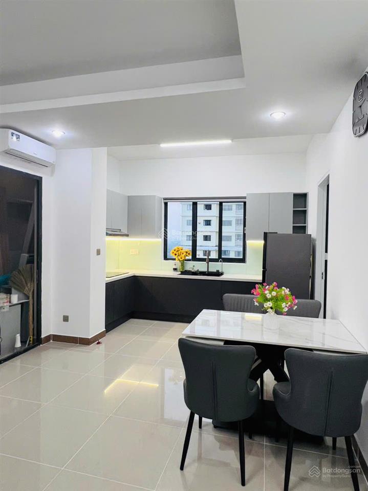 Bán căn sổ hồng 2pn2wc 60m2 3,2 tỷ full nt cực rẻ cho khách mua ở , nhà đã thiết kế đẹp như hình