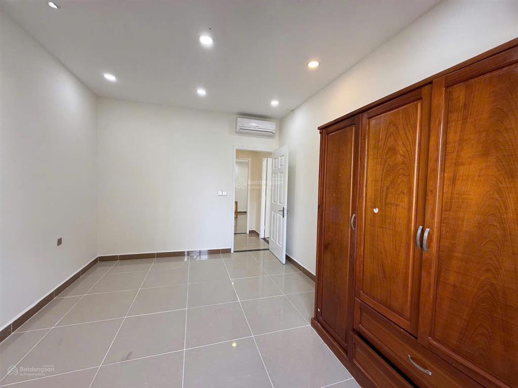 Bán 145m2 3pn 4wc trống 4,690 tỷ tại era town đức khải quận 7 inbox em xem nhà
