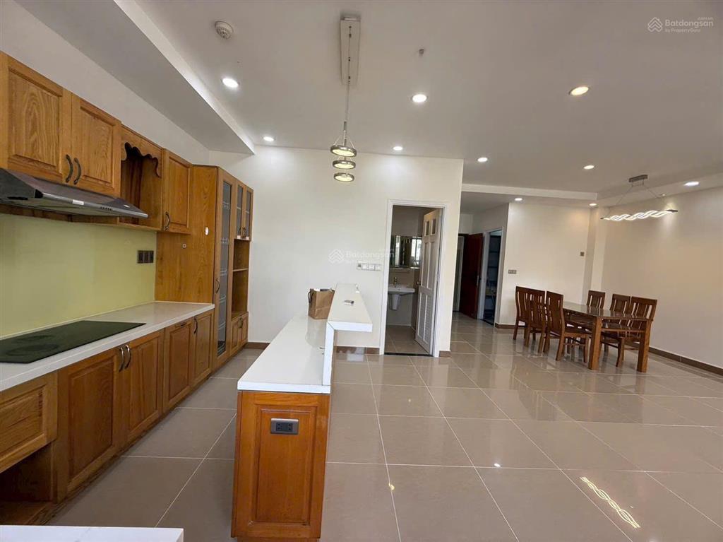 Bán 145m2 3pn 4wc trống 4,690 tỷ tại era town đức khải quận 7 inbox em xem nhà