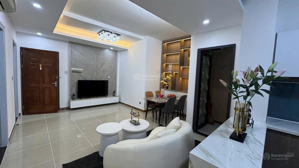 Bán gấp căn hộ 2pn, 2wc tại the era town, 3,4 tỷ, 60m² sổ hồng sẵn bán full nội thất nhà siêu đẹp